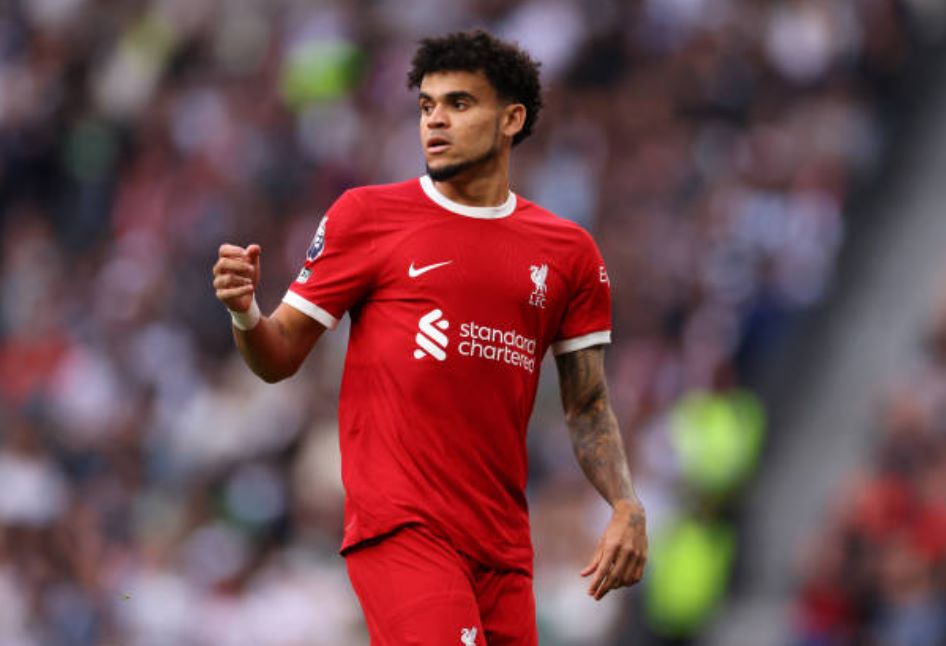 Liverpool ra giá bán Diaz.